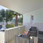 Stella Marina With Pool 100 M From ヴィエステ