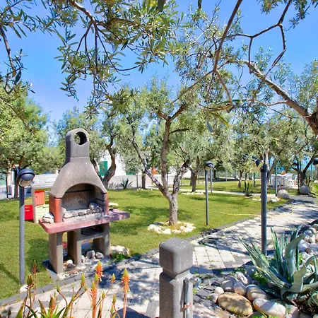 Stella Marina With Pool 100 M From Apartment *