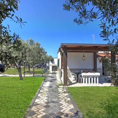 Stella Marina With Pool 100 M From