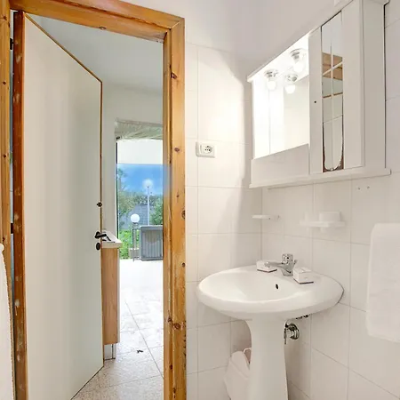 Stella Marina With Pool 100 M From