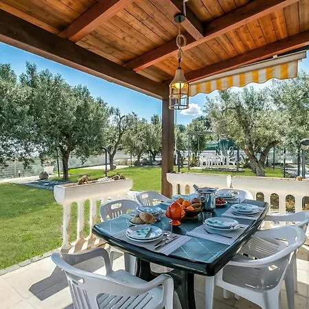 Stella Marina With Pool 100 M From