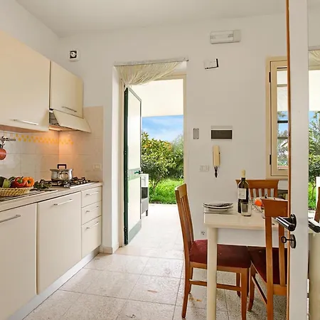 Stella Marina With Pool 100 M From