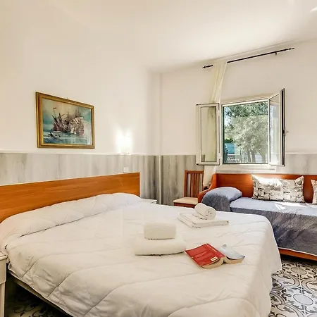 Apartamento Stella Marina With Pool 100 M From Vieste