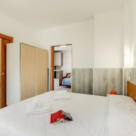 Stella Marina With Pool 100 M From Apartamento *